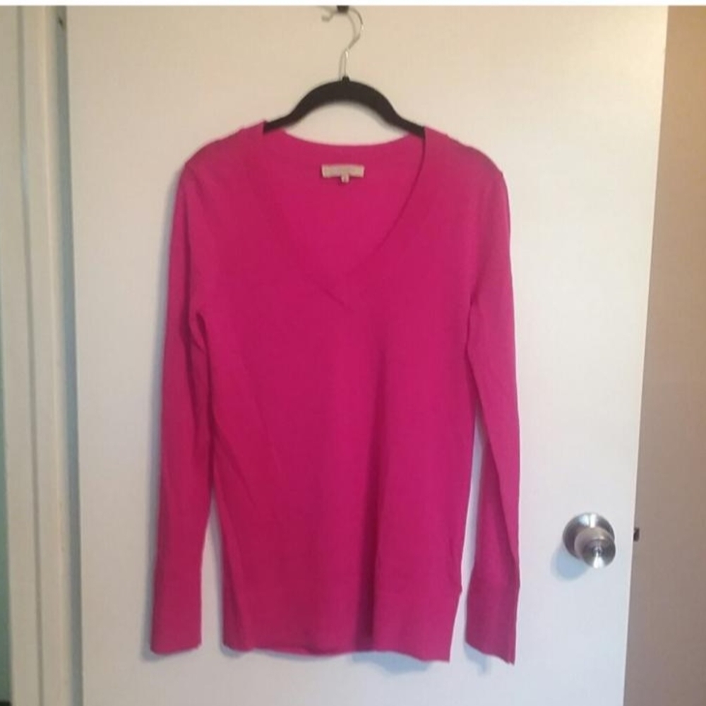 Vibrant Pink V-Neck Knit Sweater